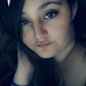 Meet your Posher, Cassandra